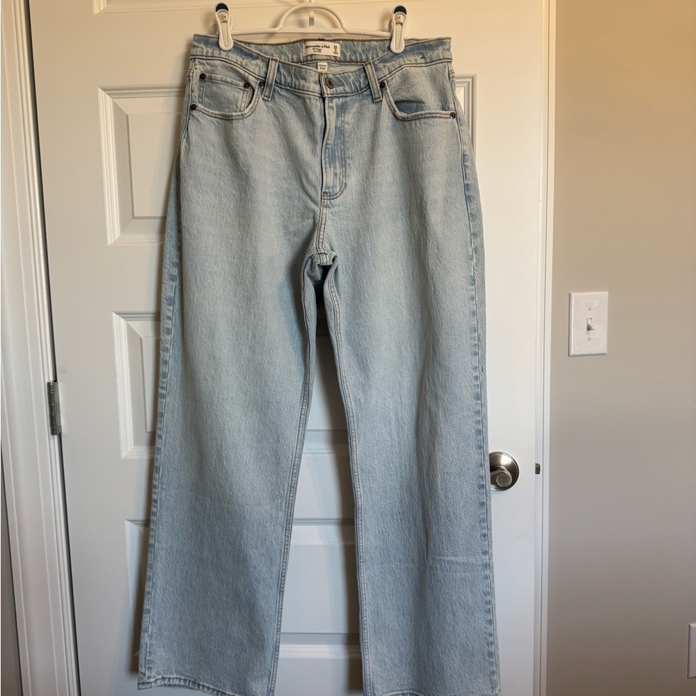Abercrombie Baggy Low Rise